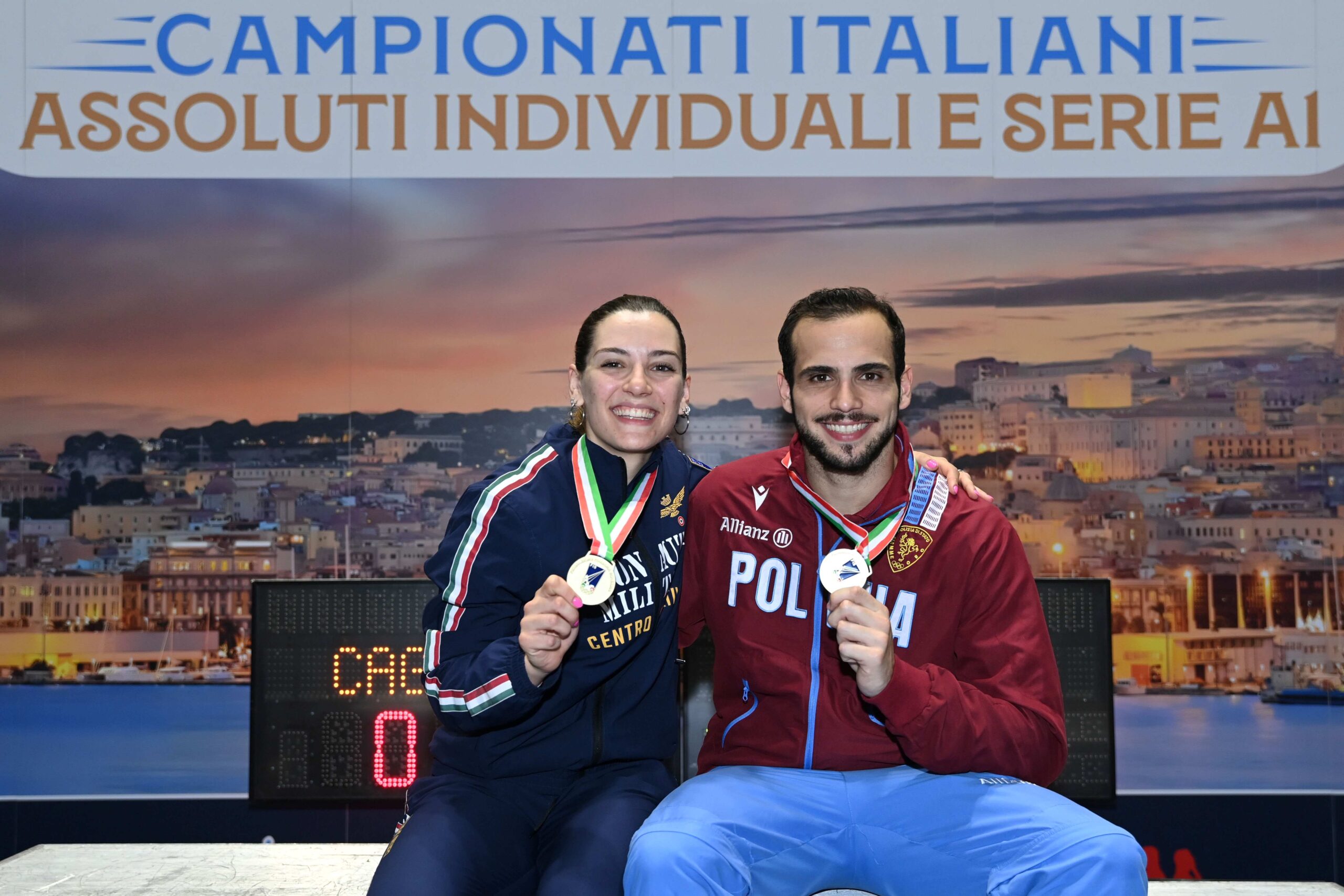 CAMPIONATI ITALIANI ASSOLUTI CAGLIARI 2024 – DUE PRIME VOLTE NELLA  SCIABOLA: I TRICOLORI A LUCA CURATOLI E MICHELA BATTISTON - Federscherma  Toscana